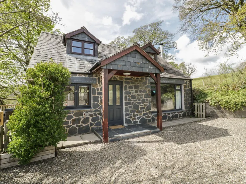 Cyffdy Cottage - Aran - Image 1