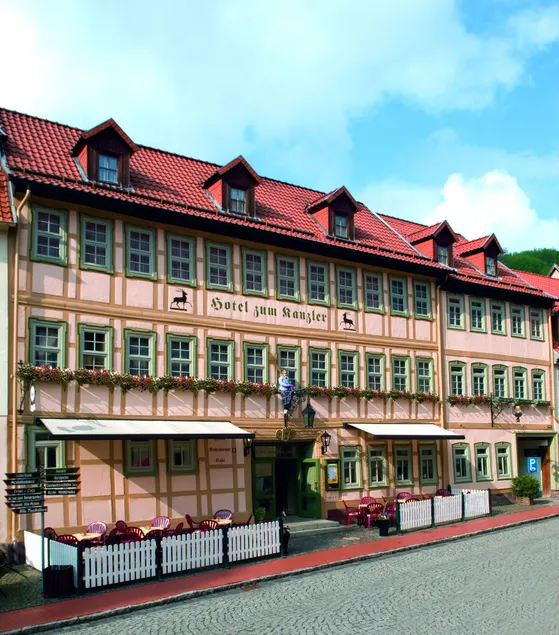 Hotel Zum Kanzler - Image 1