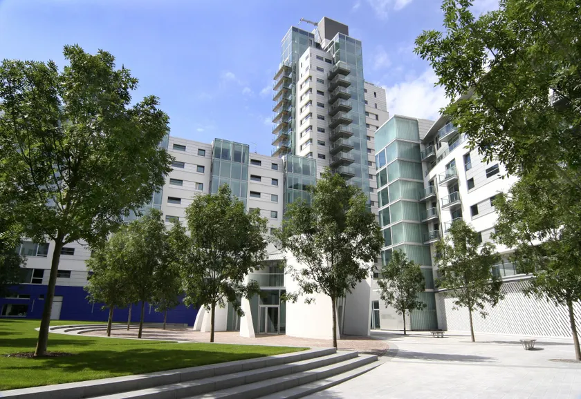 Marlin Apartments London Bridge - Empire Square - Image 1