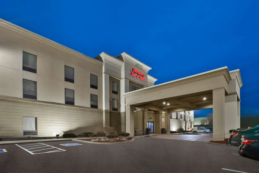Hampton Inn & Suites Springboro/Dayton Area South - Image 1