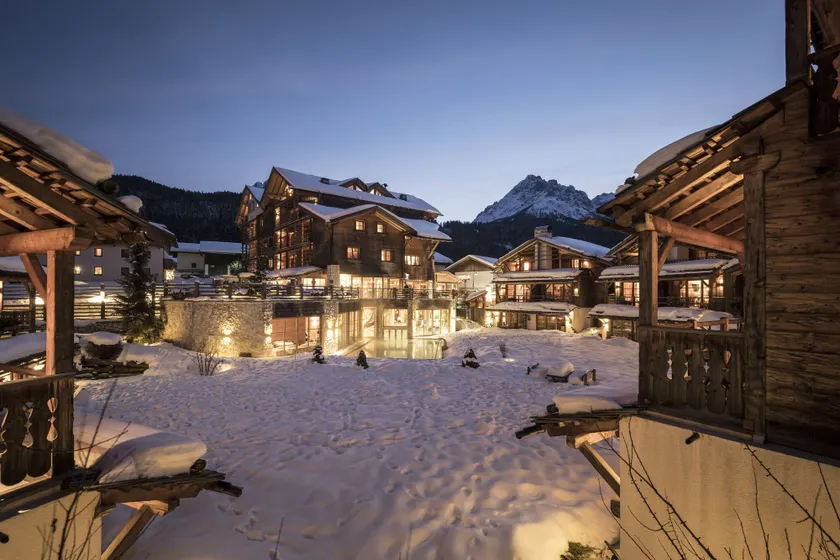 Post Alpina - Family Chalets Dolomites - Image 1