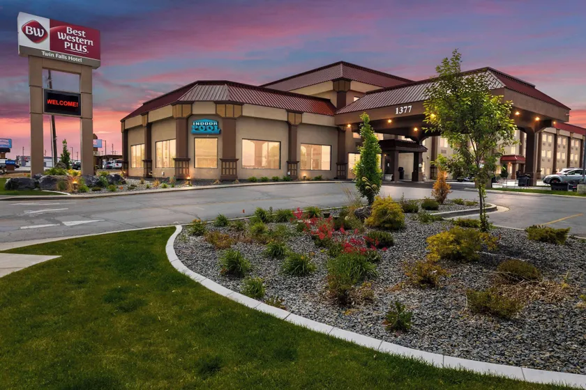 Best Western Plus Twin Falls Hotel - Image 1