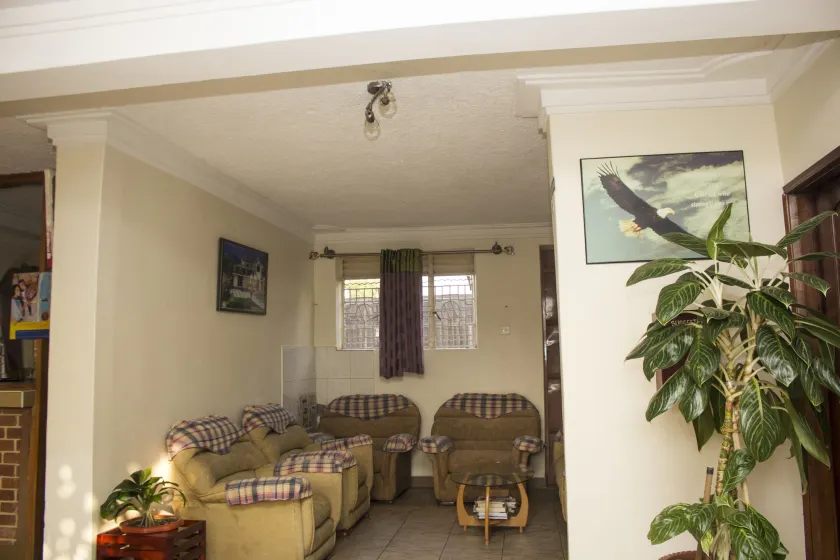 Scroll Inn Hotel - Image 1