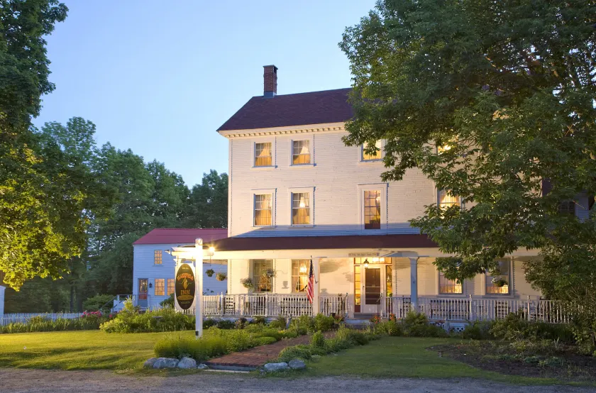 Wakefield Inn & Restaurant - Image 1