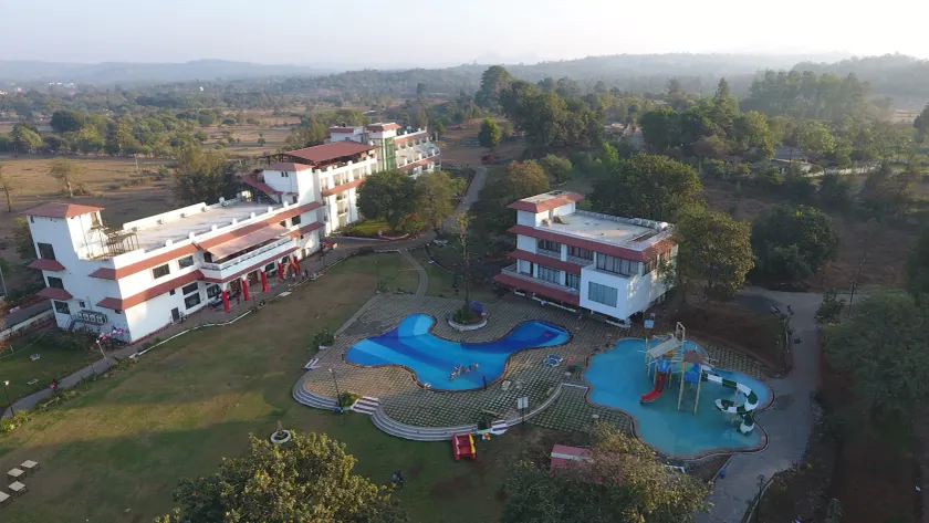 Khanvel Resort - Image 1