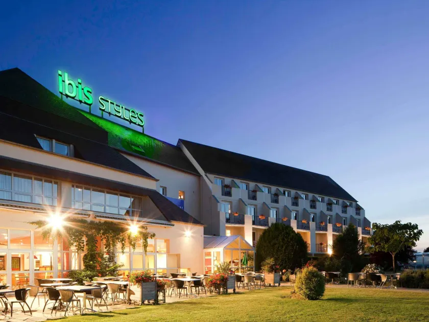 ibis Styles Chinon - Image 1