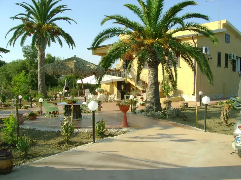Villa dei giardini - Image 1