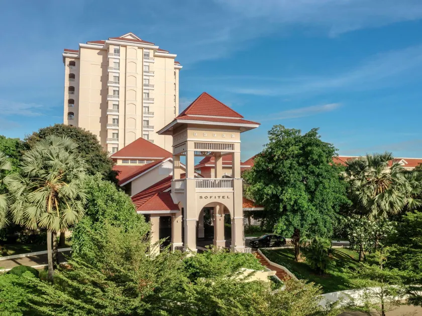 Sofitel Phnom Penh Phokeethra - Image 1