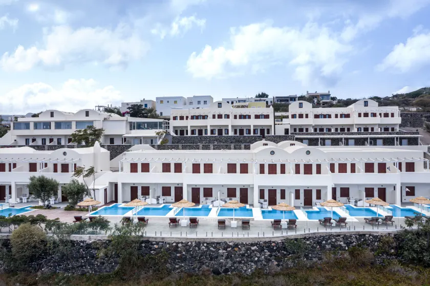 Splendour Hotel and Suites - Image 1