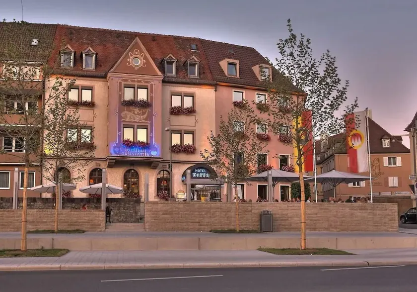 Hotel & Restaurant Walfisch - Image 1