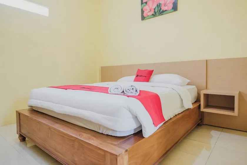 RedDoorz near RS Imanuel Lampung - Image 1