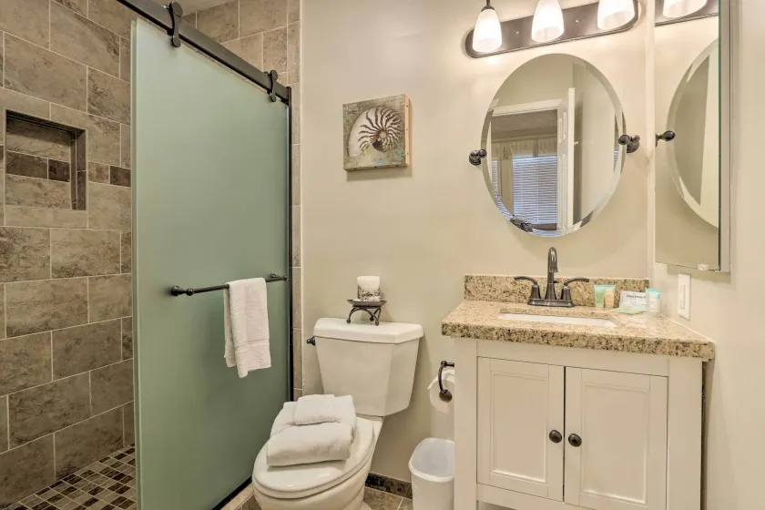 Wintergarten + Strandzugang: Hilton Head Wohnung - Innenbereich