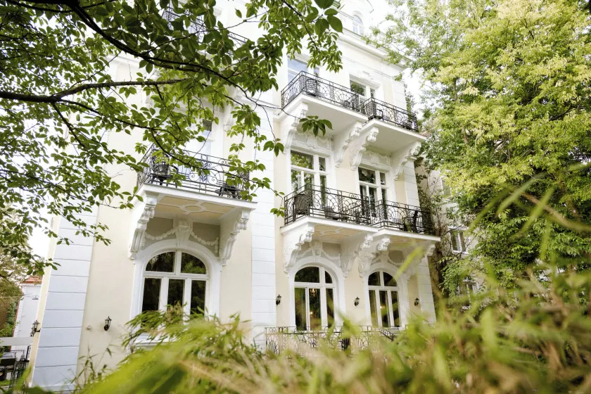 hideauts hotels Villa R - Image 1