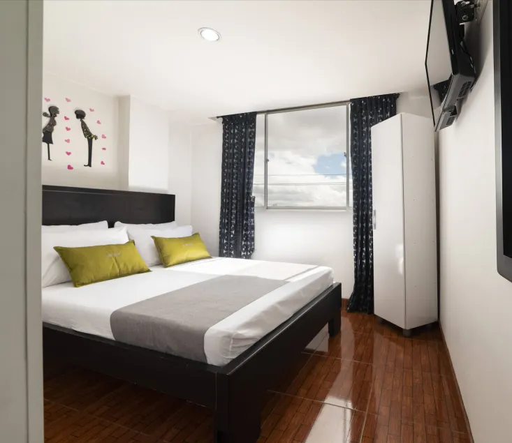Hotel Dorado 100 - Image 1