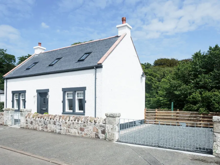 Squirrel Cottage - Image 1