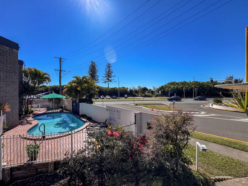 Northpoint Holiday Apartments - Image 1