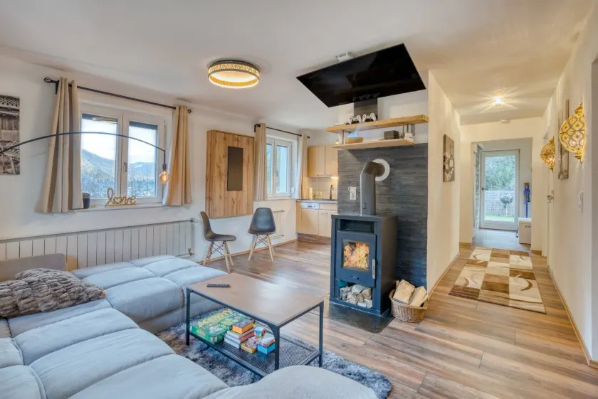 Sweet Home Apartments - Image 1