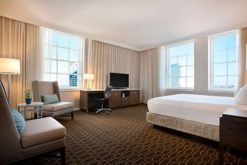 Hilton New Orleans/St. Charles Avenue - Image 1