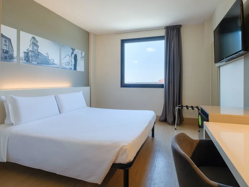 B&B Hotel Ferrara - Image 1