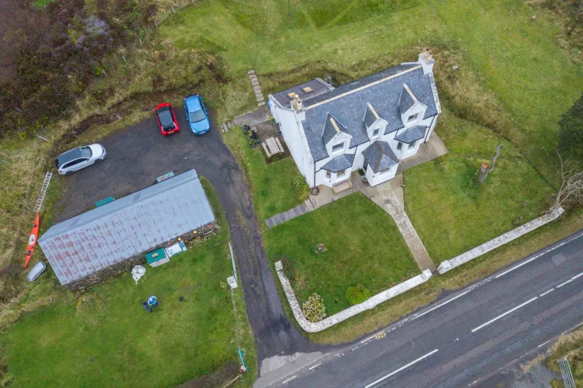 Lighthouse Cottage (Shared Facilities) - Image 1