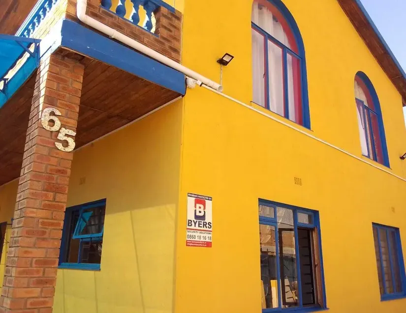Neo & Ruks rooms parow 2 - Image 1