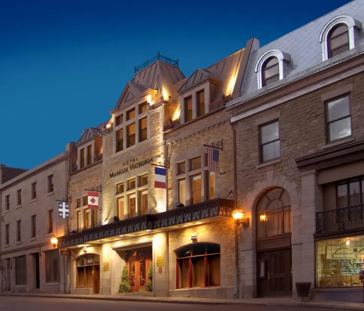 Hotel Manoir Victoria - Image 1