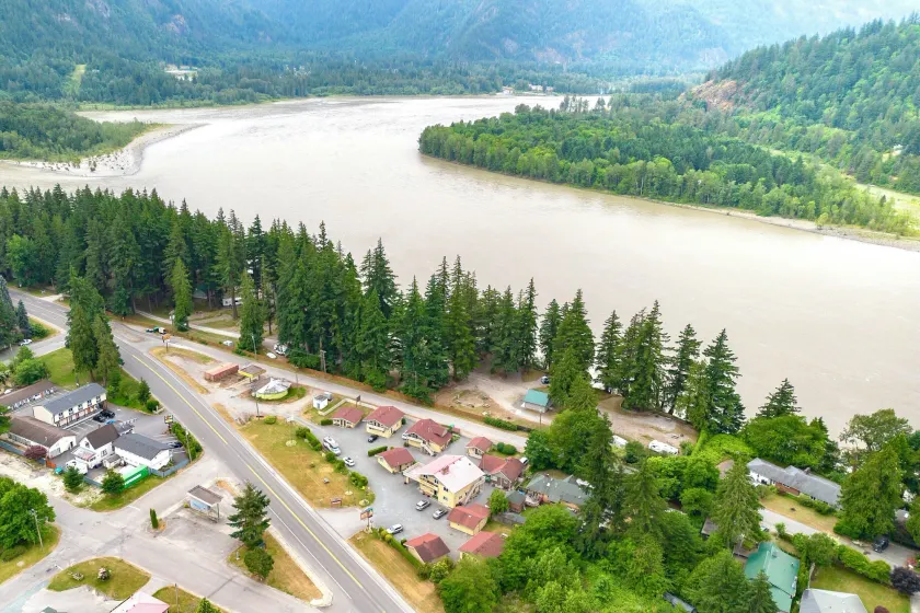 Richca Chalets Resort - Image 1
