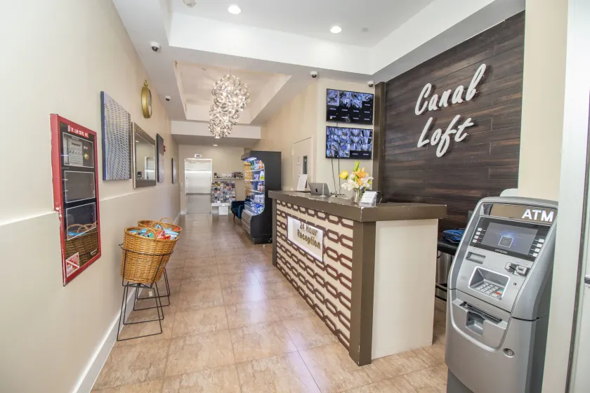 Canal Loft Hotel - Image 1