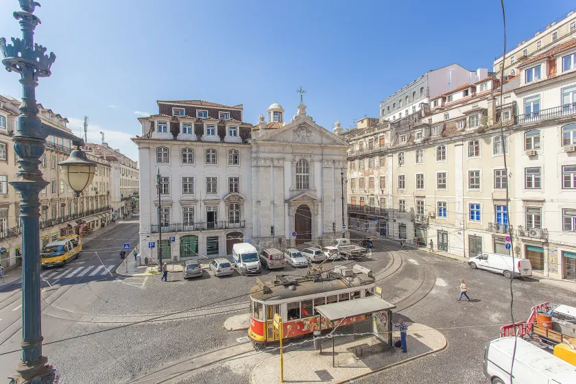 Lisbon Old Town Guest House - Image 1