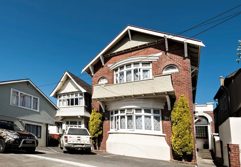 Halswell Lodge - Image 1
