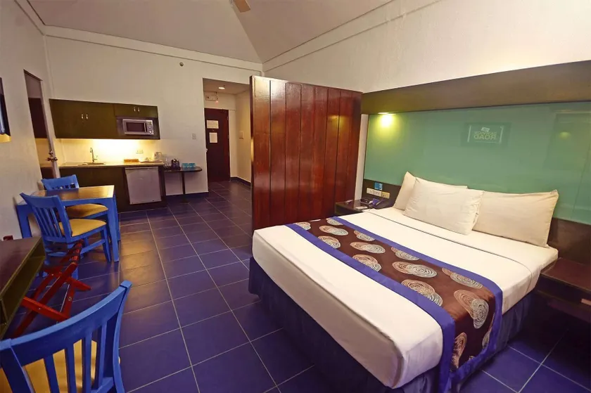 Microtel by Wyndham Puerto Princesa - Image 1
