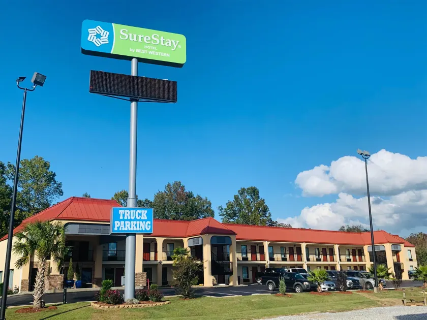SureStay Hotel by Best Western Meridian - Image 1
