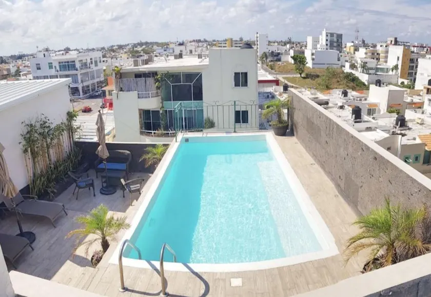 Boca Inn Hotel & Suites - Image 1
