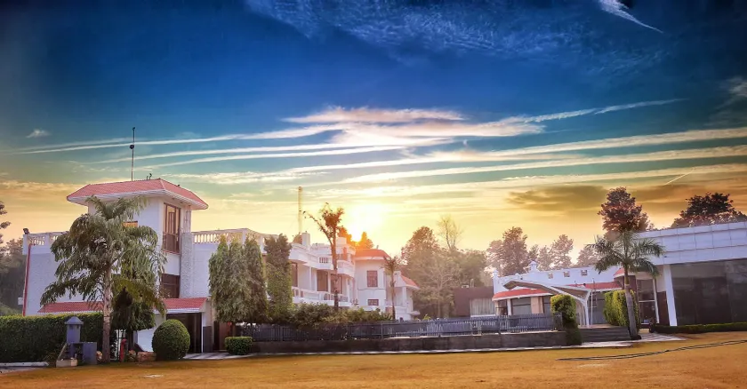 Spara Boutique Resort - Image 1