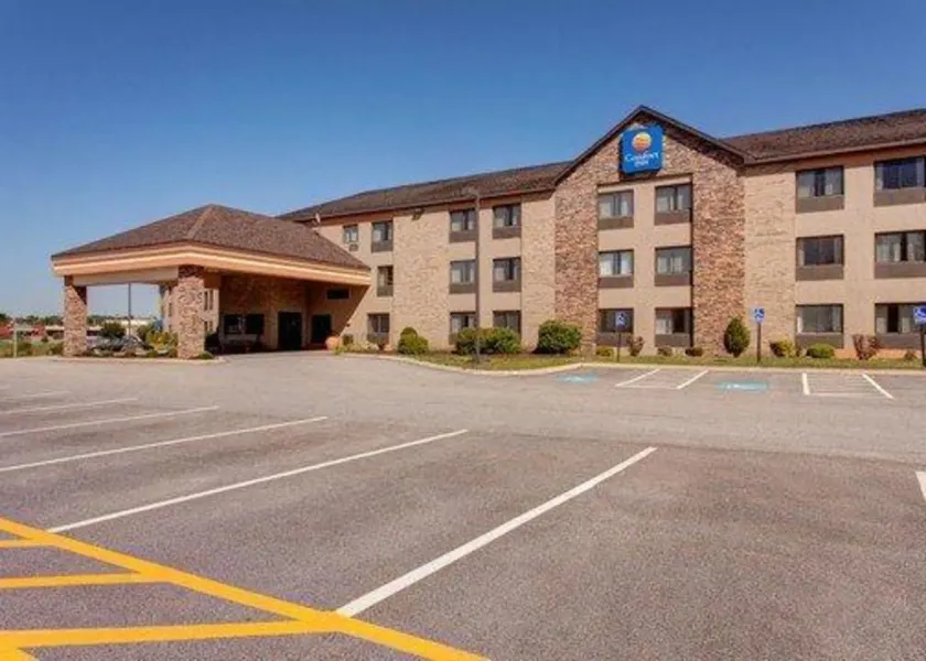 Comfort Inn Bangor North - Image 1