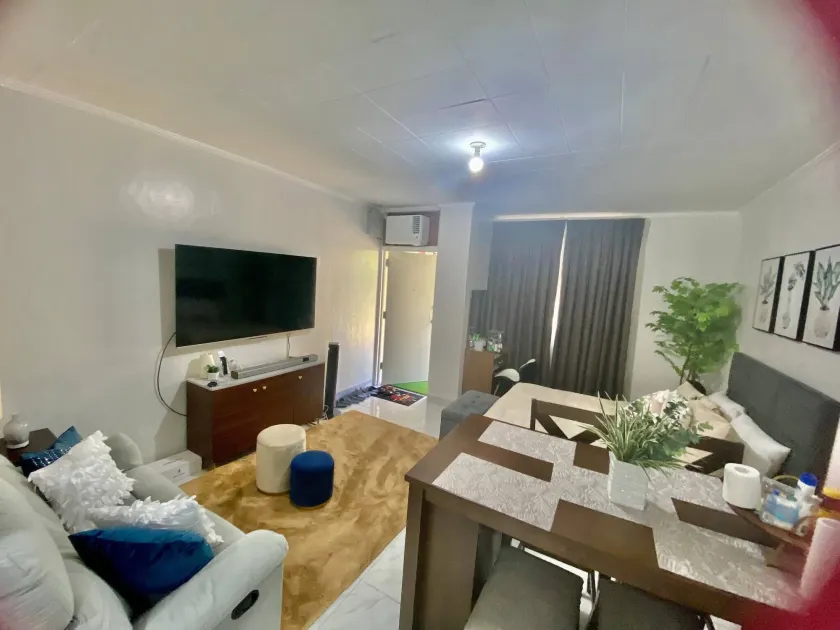 1 Bedroom With Free Parking - Image 1