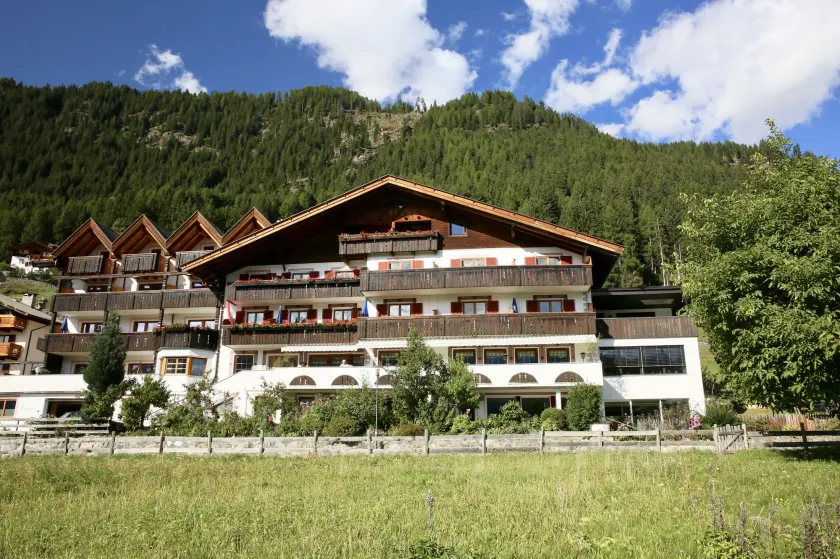 Hotel Alpenland - Image 1