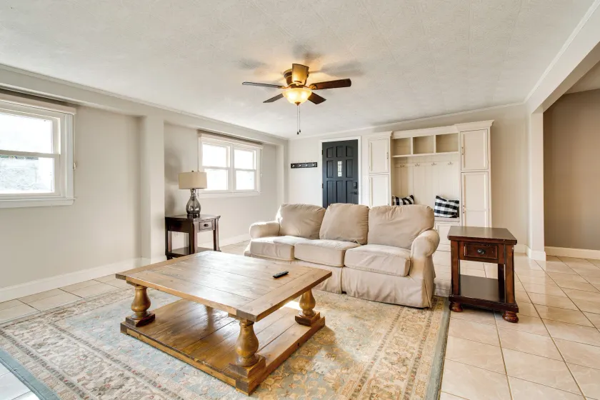 Updated Robinson Vacation Rental w/ Fireplace! - Interiør