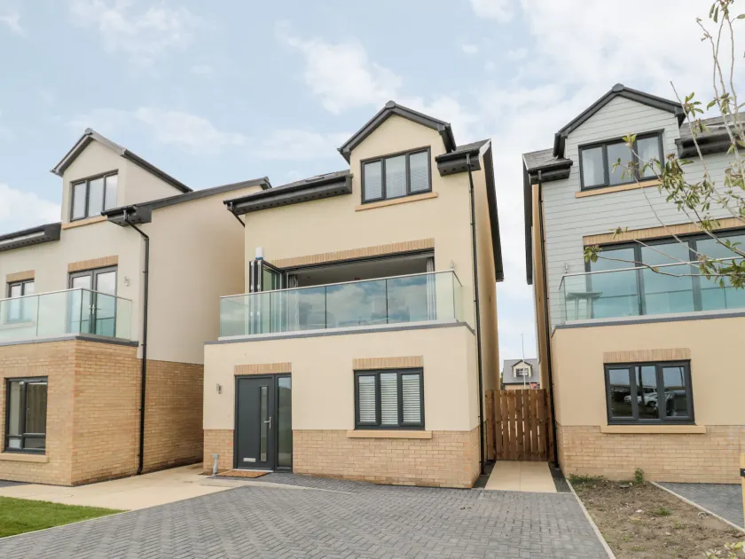 Amble Views - Image 1