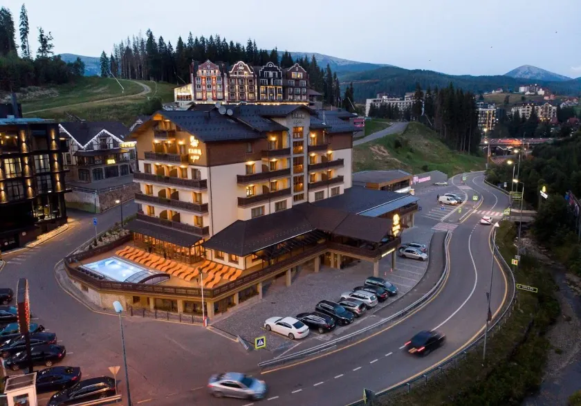 Ganz & SPA - Image 1