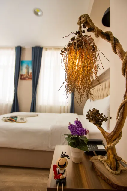 Corner Garden Hotel - Image 1
