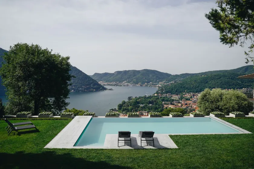 Villa ALMANA - Image 1