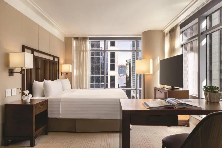 Hyatt Vancouver Downtown Alberni - Image 1