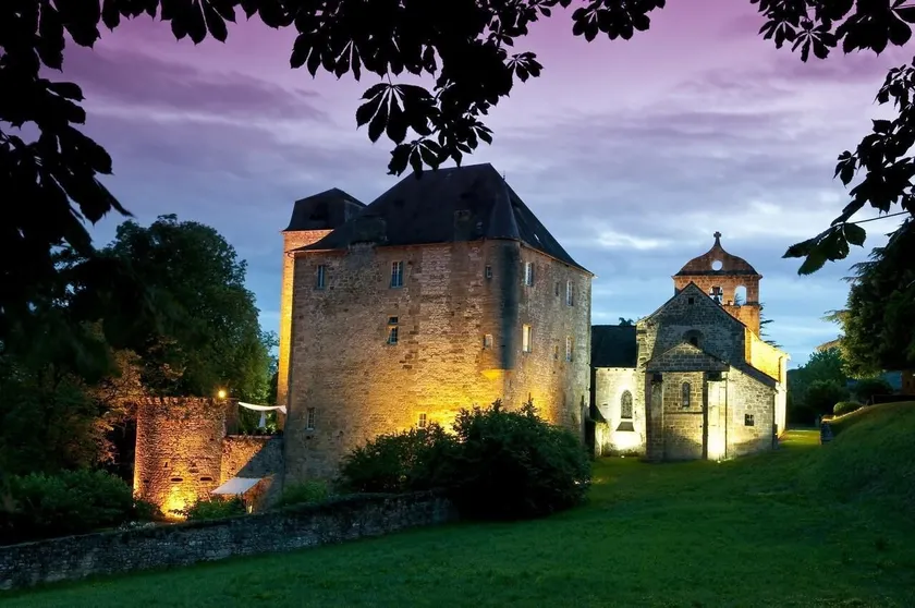 Chateau de Lissac - Image 1