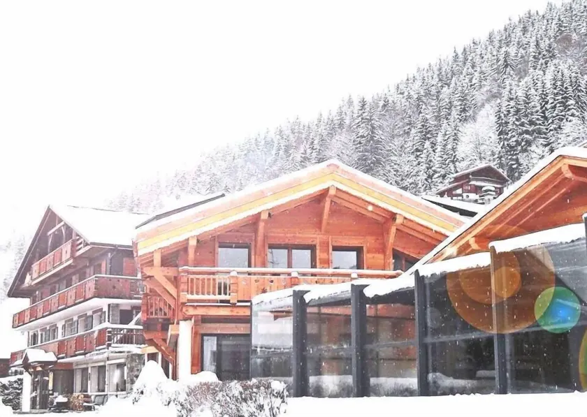 Hotel Alpina - Image 1