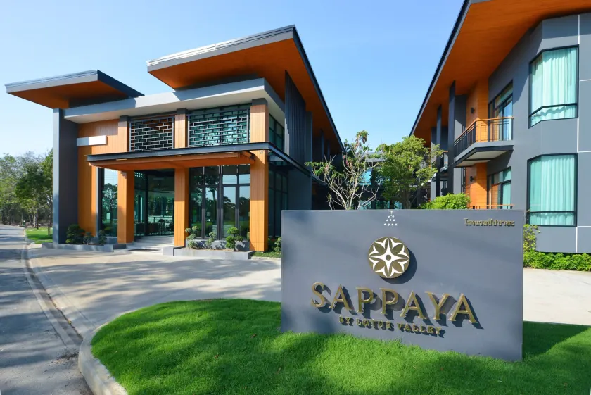 Grand Sappaya Hotel by Lotus Valley Golf - Image 1