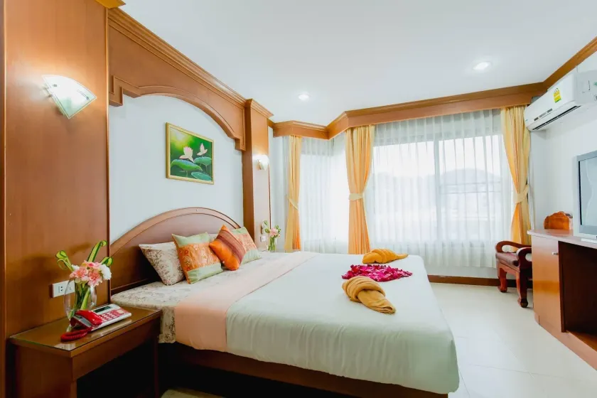 RK Guesthouse - Image 1