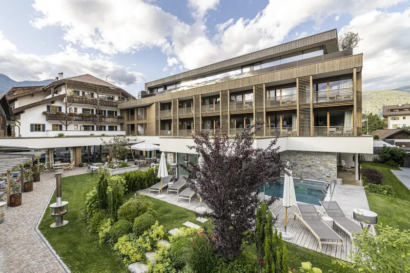 Langgenhof - Image 1