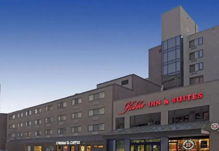 Kahler Inn and Suites - Image 1