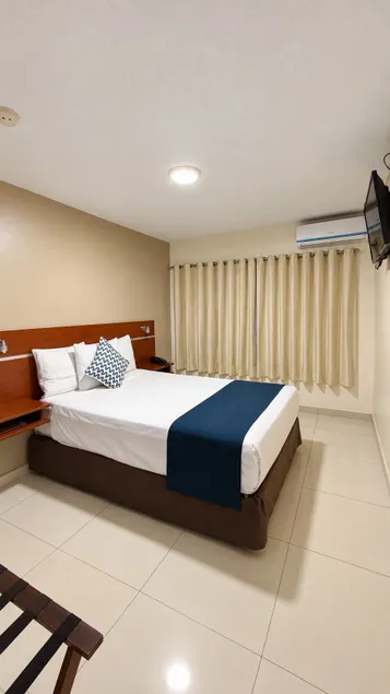 Hotel Ana Isabel - Image 1